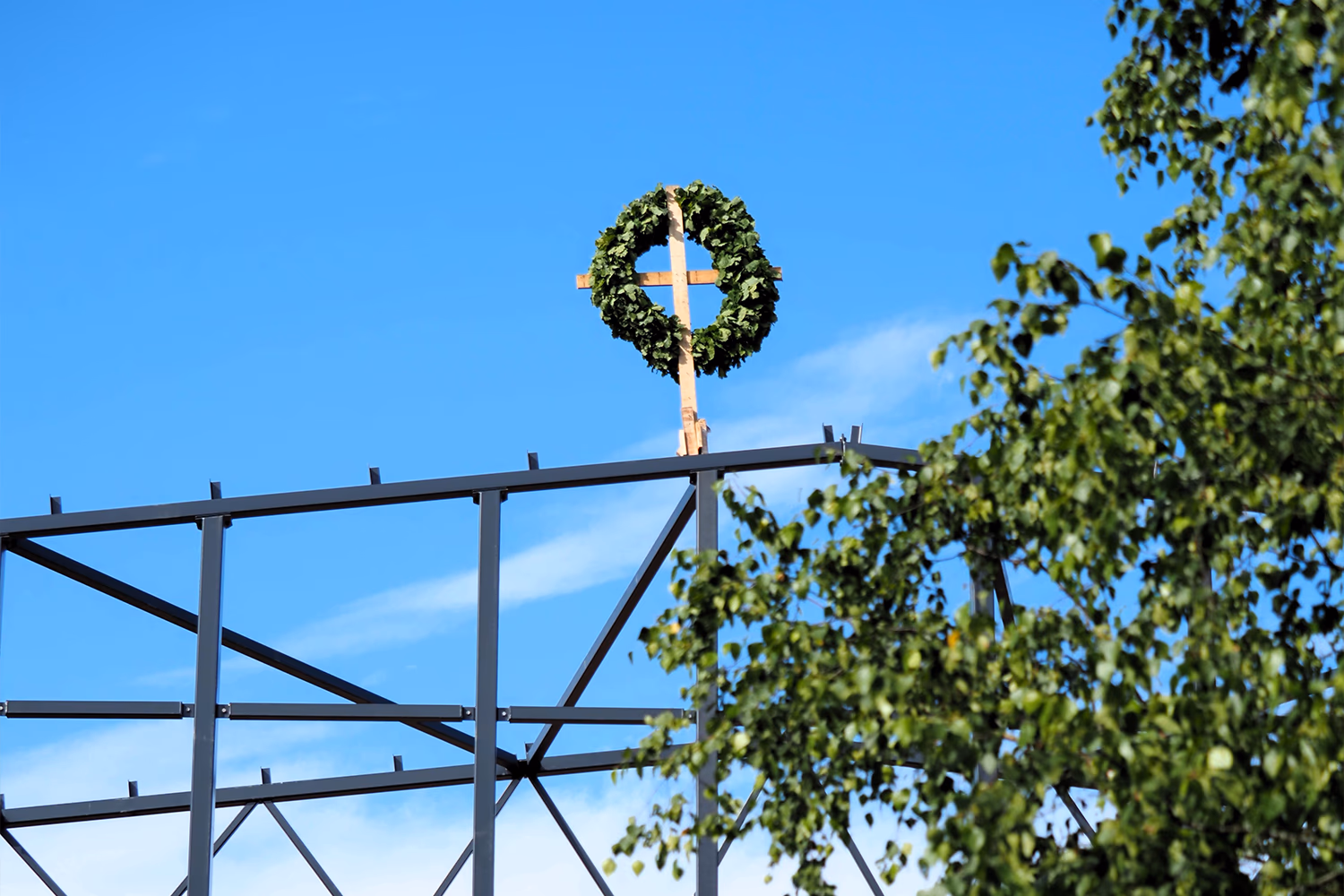 Topping-out ceremony held for three new laying hen houses at Alūksne Poultry Farm as Agrova Baltics continues implementation of its EUR 30 million investment programme